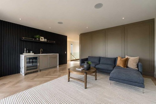 1218 8 Avenue Se, Calgary, AB 