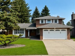 544 Willingdon Boulevard SE Calgary, AB T2J 2A9