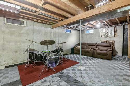 544 Willingdon Boulevard Se, Calgary, AB 