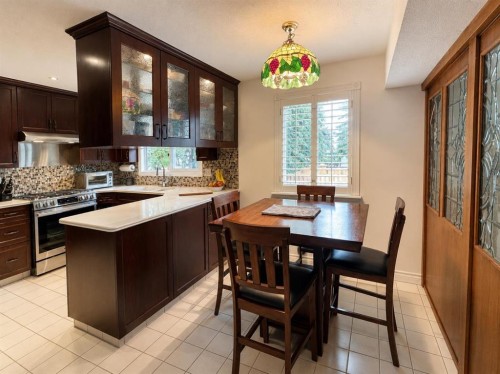 544 Willingdon Boulevard Se, Calgary, AB - Indoor
