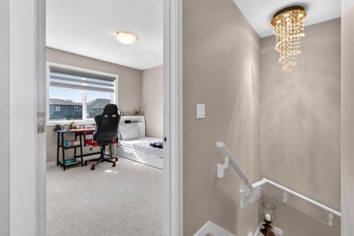 1079  Lanark Boulevard Se, Airdrie, AB - Indoor Photo Showing Other Room