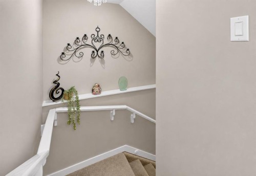 1079  Lanark Boulevard Se, Airdrie, AB - Indoor Photo Showing Other Room