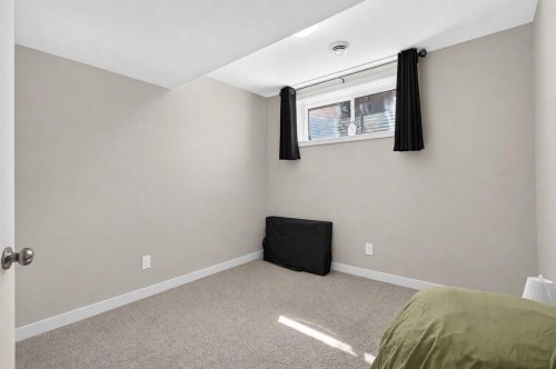 1079  Lanark Boulevard Se, Airdrie, AB - Indoor