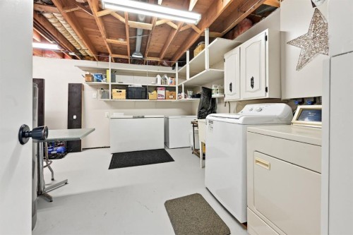 55 Macewan Park Way Nw, Calgary, AB - Indoor Photo Showing Laundry Room