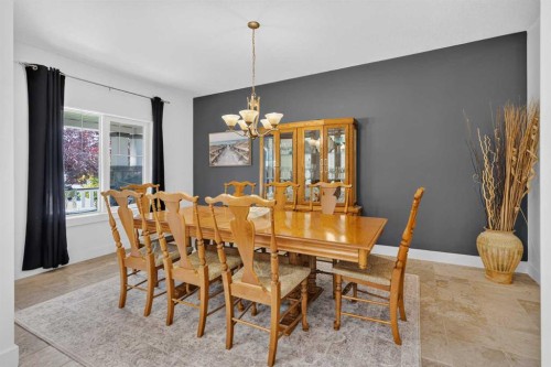 39 Chapala Terrace Se, Calgary, AB - Indoor Photo Showing Dining Room