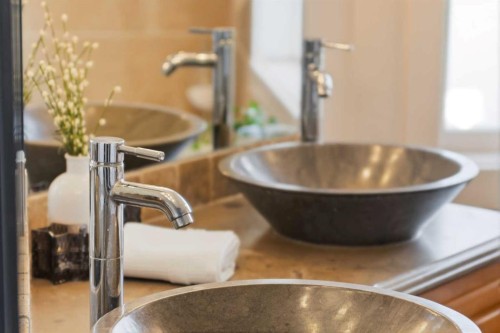 39 Chapala Terrace Se, Calgary, AB - Indoor Photo Showing Bathroom