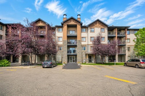 1407-8 Bridlecrest Drive Sw, Calgary, AB - Outdoor With Balcony With Facade