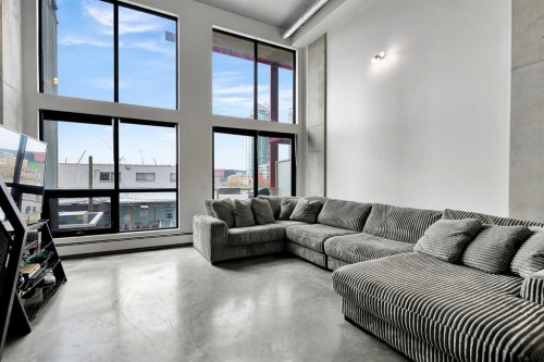 216-535 8 Avenue Se, Calgary, AB - Indoor Photo Showing Living Room