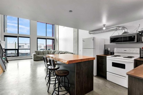 216-535 8 Avenue Se, Calgary, AB - Indoor Photo Showing Kitchen