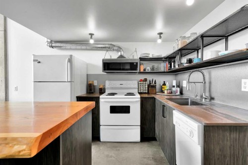 216-535 8 Avenue Se, Calgary, AB - Indoor Photo Showing Kitchen