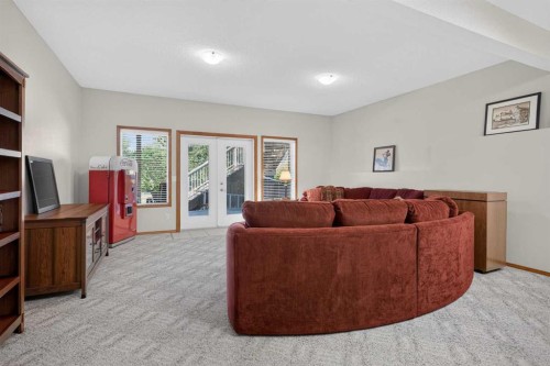 152 Waterstone Place Se, Airdrie, AB 