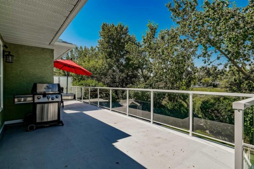 152 Waterstone Place Se, Airdrie, AB 