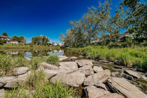 152 Waterstone Place Se, Airdrie, AB 