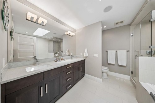 3302 39 Street Sw, Calgary, AB 