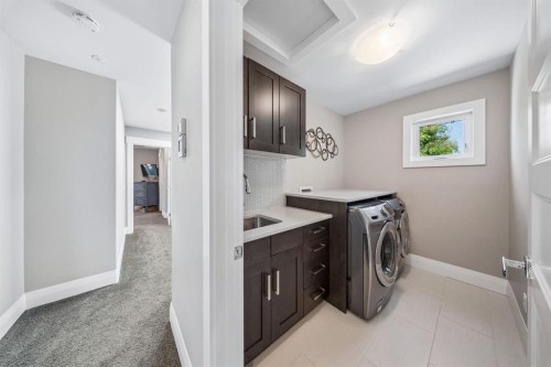 3302 39 Street Sw, Calgary, AB 