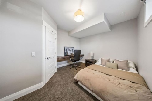 3302 39 Street Sw, Calgary, AB 