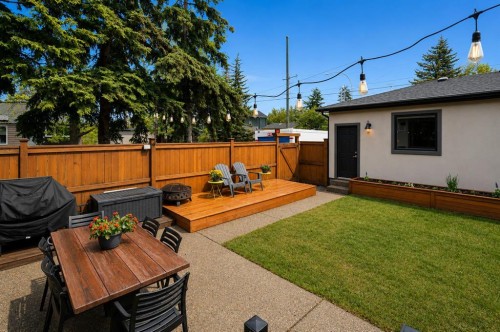 3302 39 Street Sw, Calgary, AB 
