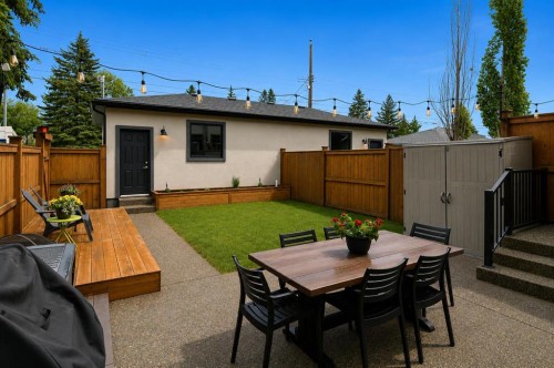 3302 39 Street Sw, Calgary, AB 