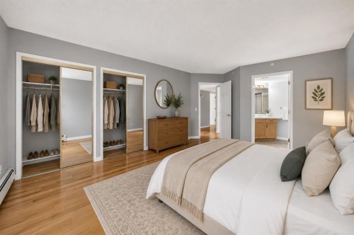 1109-1109 Hawksbrow Point Nw, Calgary, AB - Indoor Photo Showing Bedroom