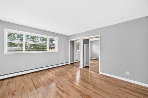 1109-1109 Hawksbrow Point Nw, Calgary, AB - Indoor Photo Showing Other Room