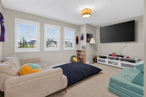725 New Brighton Drive Se, Calgary, AB - Indoor