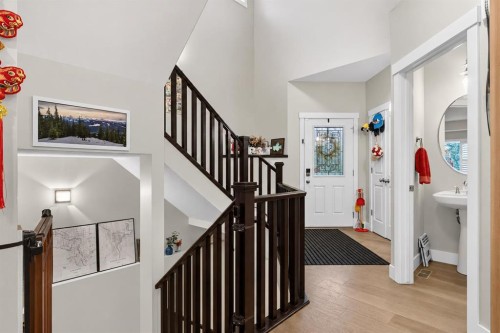 725 New Brighton Drive Se, Calgary, AB - Indoor Photo Showing Other Room