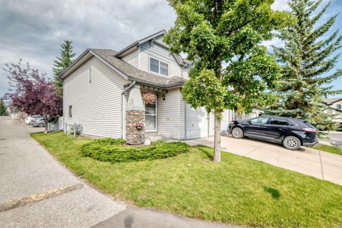 20 Everstone Place Sw, Calgary, AB - Outdoor