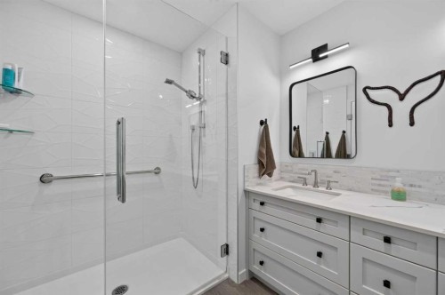 219-12 Mahogany Path Se, Calgary, AB - Indoor Photo Showing Bathroom