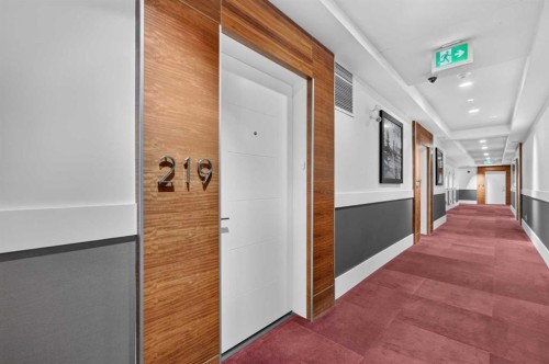 219-12 Mahogany Path Se, Calgary, AB - Indoor Photo Showing Other Room
