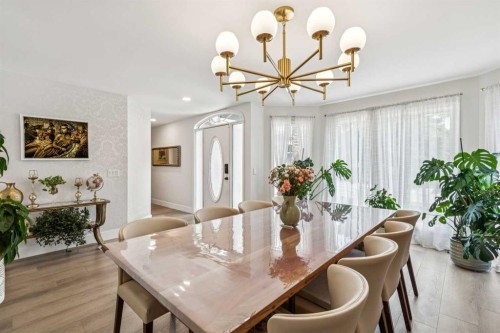 6991 Christie Briar Manor Sw, Calgary, AB - Indoor Photo Showing Dining Room