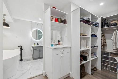 6991 Christie Briar Manor Sw, Calgary, AB - Indoor With Storage