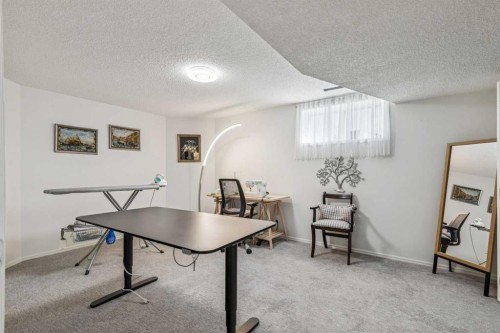 6991 Christie Briar Manor Sw, Calgary, AB - Indoor