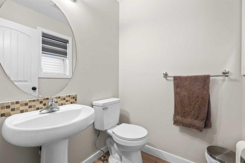 303 Saddlebrook Way Ne, Calgary, AB 