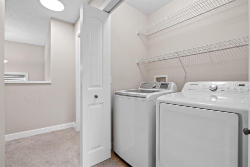 303 Saddlebrook Way Ne, Calgary, AB 