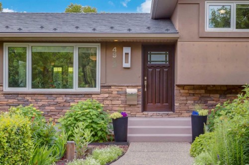 4903 Carney Road Nw, Calgary, AB - Outdoor With Exterior
