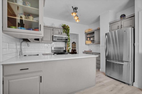 17107 80 Avenue Nw, Edmonton, AB 