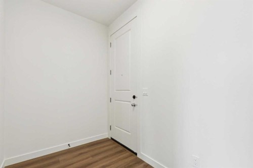 69 Heritage Park, Cochrane, AB - Indoor Photo Showing Other Room