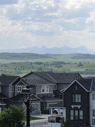 69 Heritage Park, Cochrane, AB - Outdoor