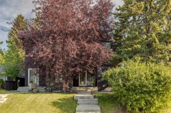 2218 32 Avenue SW Calgary, AB T2T 1X1