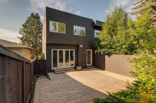 2218 32 Avenue Sw, Calgary, AB 