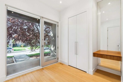 2218 32 Avenue Sw, Calgary, AB 