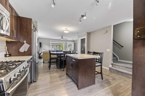 1401 Clover Link, Carstairs, AB 