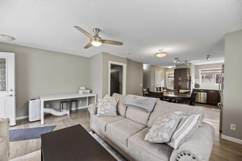 1401 Clover Link, Carstairs, AB 