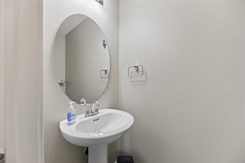 1401 Clover Link, Carstairs, AB 