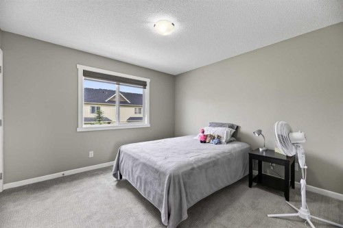 1401 Clover Link, Carstairs, AB 
