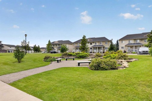 1401 Clover Link, Carstairs, AB 