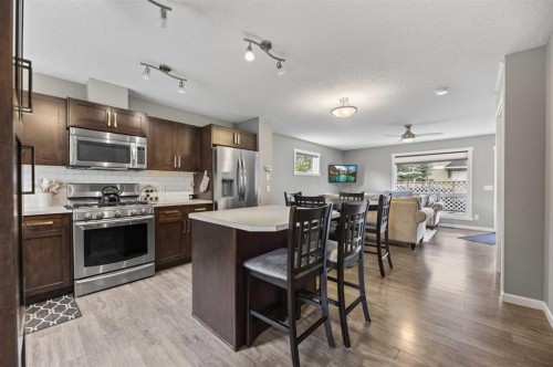 1401 Clover Link, Carstairs, AB 