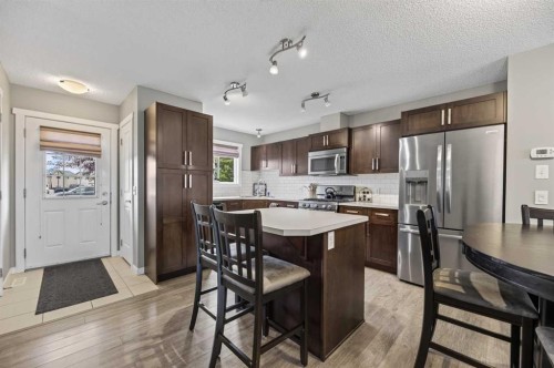 1401 Clover Link, Carstairs, AB 