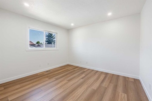 20 Castlegrove Way Ne, Calgary, AB - Indoor Photo Showing Other Room