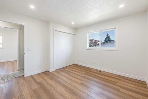 20 Castlegrove Way Ne, Calgary, AB - Indoor Photo Showing Other Room